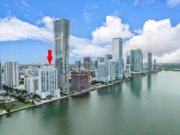 New Wave, 725 NE 22nd St #17A, Miami, Florida 33137, image 1