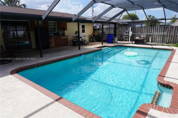 Margate Residential, 974 W River Dr, Margate, Florida 33063, image 1
