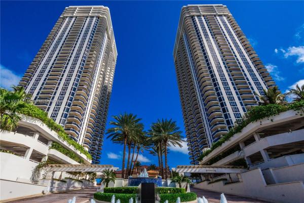 Blue Diamond, 4779 Collins Ave #907, Miami Beach, Florida 33140, image 1