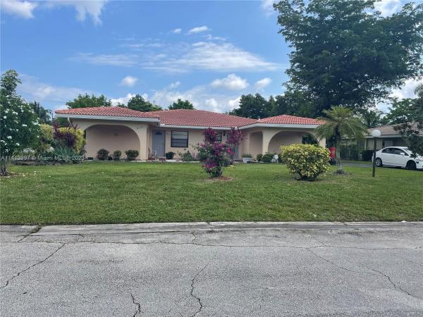 Pine Glen, 8283 NW 39th St, Coral Springs, Florida 33065, image 1