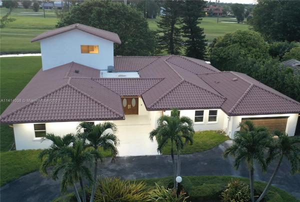 Country Club Of Miami Estates, 19740 W Saint Andrews Dr, Country Club, Florida 33015, image 1
