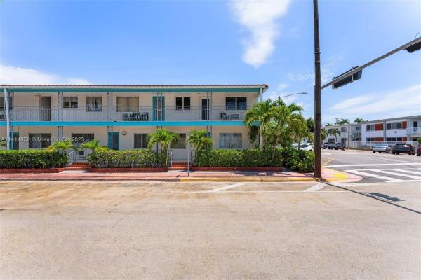 Blue Sky, 7300 Byron Ave #14A, Miami Beach, Florida 33141, image 1