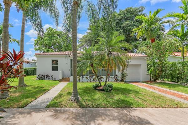 Granada Place, 912 Alberca St., Coral Gables, Florida 33134, image 1