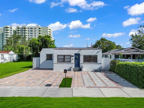 High Ridge Park, 2376 NW 55th St, Brownsville, Florida 33142, image 1