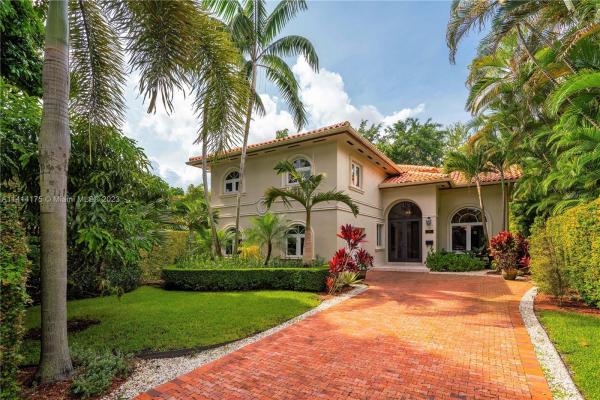 Coral Gables Country Club, 1222 Almeria Ave, Coral Gables, Florida 33134, image 2