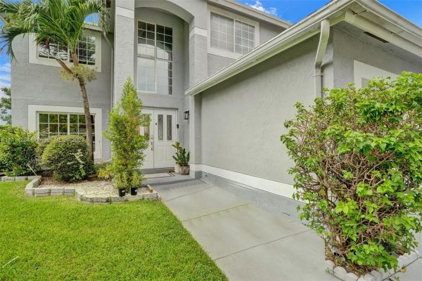 Cinnamon Ridge Estates At Honeywoods, 1020 SW 88th Way, Pembroke Pines, Florida 33025, image 1