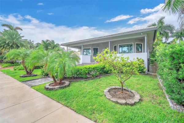 Hollywood Lakes, 948 Harrison St, Hollywood, Florida 33019, image 2