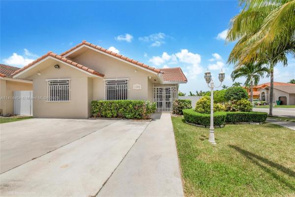 1285 SW 142nd Ave, Unincorporated Dade County, Florida 33184, image 2