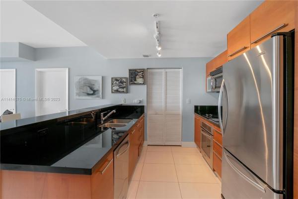 Vizcayne North, 244 Biscayne Blvd #1410, Miami, Florida 33132, image 1