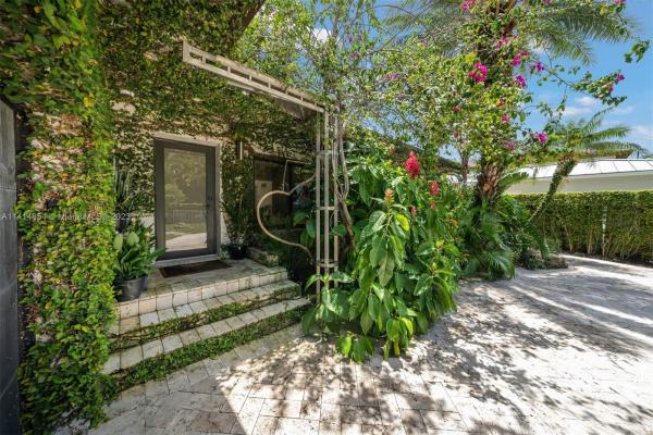 1160 NE 91st St, Unincorporated Dade County, Florida 33138, image 2