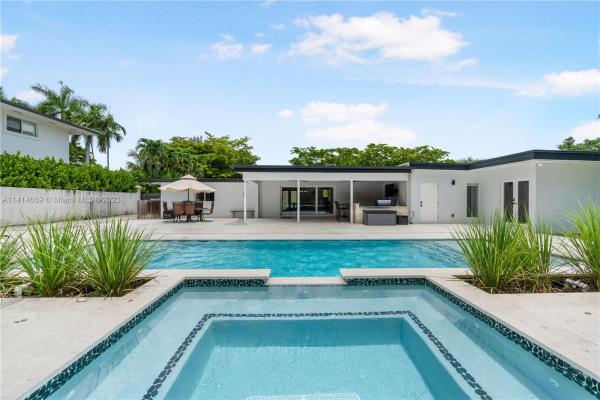 Kendall Pines, 7870 SW 97th St, Kendall, Florida 33156, image 2
