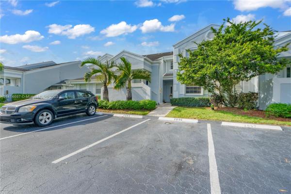 Centergate, 2656 SE 19th Ct #202-E, Homestead, Florida 33035, image 2