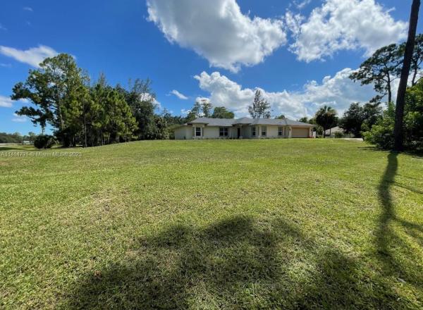 The Acreage, 16882 W Pleasure Dr, Loxahatchee, Florida 33470, image 2