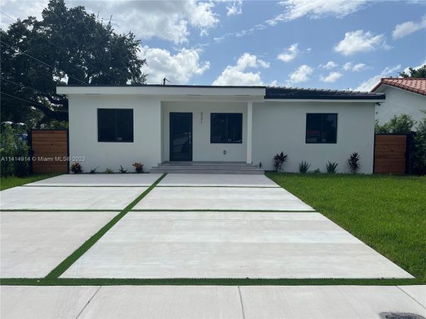 Edgewater Park, 531 Lee Dr, Miami Springs, Florida 33166, image 1
