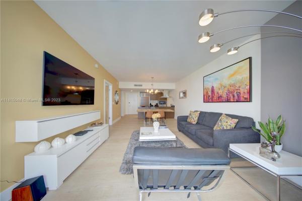 Icon Brickell Tower 3, 485 Brickell Ave #4606, Miami, Florida 33131, image 2