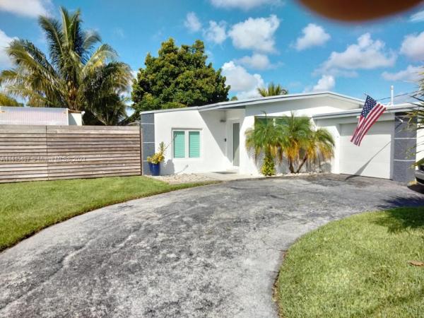 Bel Aire, 10250 Dolphin Rd, Cutler Bay, Florida 33157, image 2