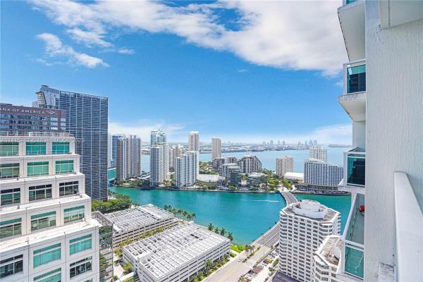 The Plaza On Brickell East, 950 Brickell Bay Dr #3702, Miami, Florida 33131, image 2