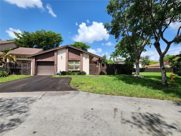 The Crossings, 10908 SW 134th Ave, The Crossings, Florida 33186, image 2