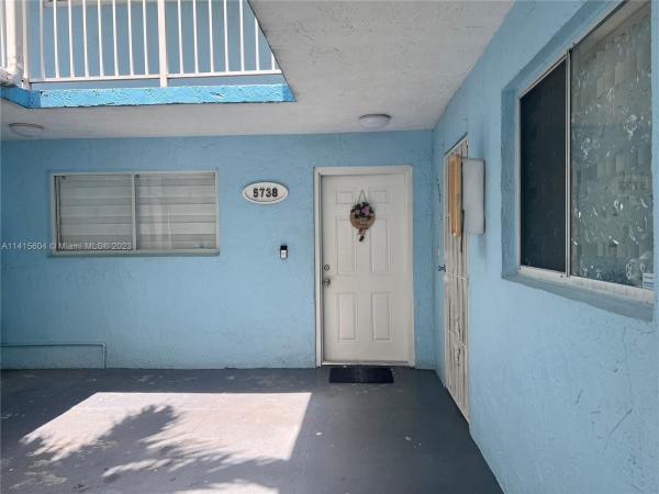 Lago Azul, 5738 W 26th Ave #5738, Hialeah, Florida 33016, image 1