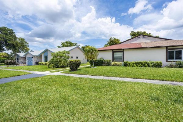 Waterside, 6026 NW 79th Ave #6026, Tamarac, Florida 33321, image 1