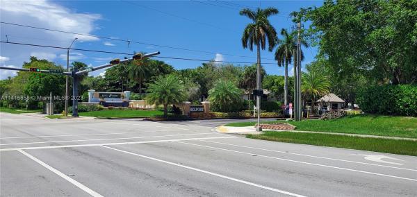 Belfort At Kings Point, Fort Lauderdale, Florida 33321, image 1