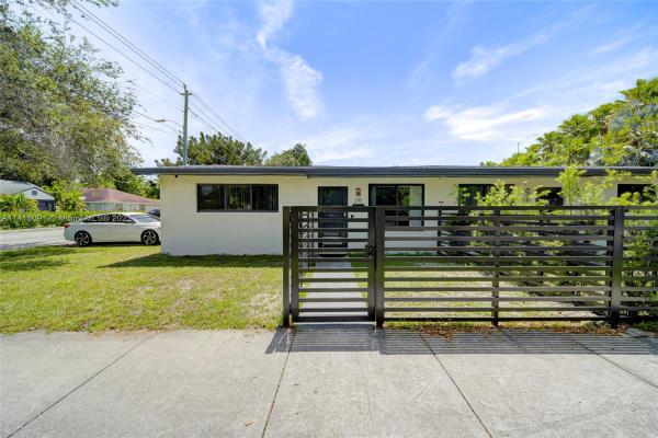 Bay Vista Park, 296 NW 39th St, Miami, Florida 33127, image 2