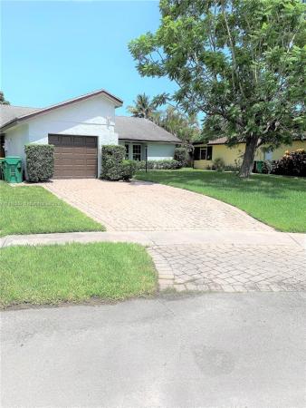 Florida Village Heights, 212 NE 2nd Ct, Dania Beach, Florida 33004, image 1