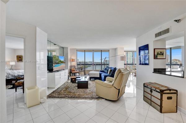 Mystic Pointe Tower 600, 3400 NE 192nd St #2104, Aventura, Florida 33180, image 1