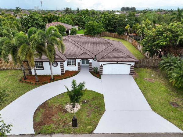 Oak South Estates, 20944 SW 129th Ave, South Miami Heights, Florida 33177, image 2