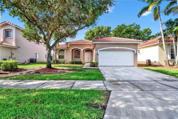 North Gate, 2380 SE 5th Ct, Homestead, Florida 33033, image 2