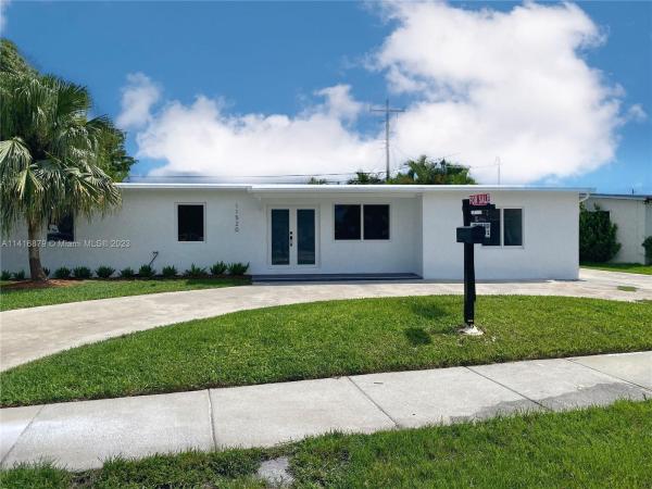 Westwood Lake, 11520 SW 57th St, Sunset, Florida 33173, image 1
