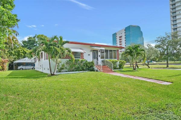 Brentwood, 261 NE 43rd St, Miami, Florida 33137, image 1