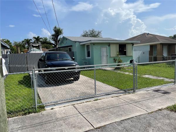 Fern Park, 3028 NW 67th St, Gladeview, Florida 33147, image 1