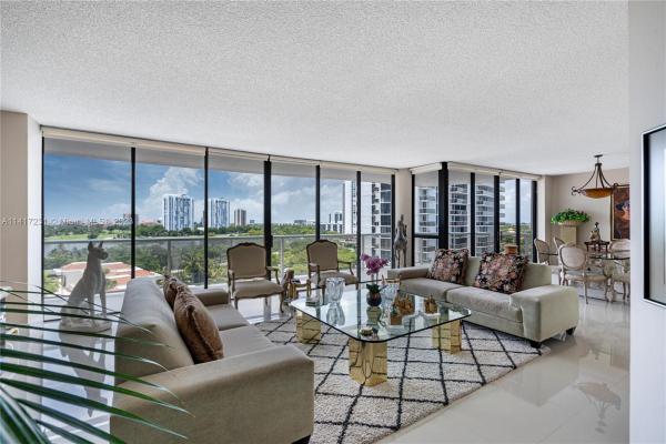 Hamptons West, 20281 E Country Club Dr #601, Aventura, Florida 33180, image 2