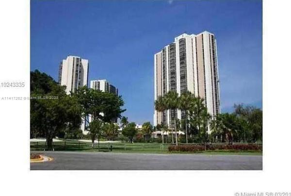 Coronado Tower 2, 20301 W Country Club Dr #1023, Aventura, Florida 33180, image 2