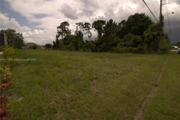 2092 Janette Ave, Port St. Lucie, Florida 34953, image 2