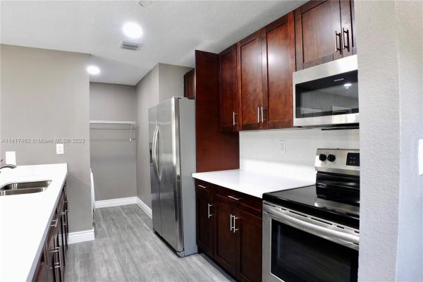Vista Verde, 21331 NW 40 Circle Ct #, Miami Gardens, Florida 33055, image 2