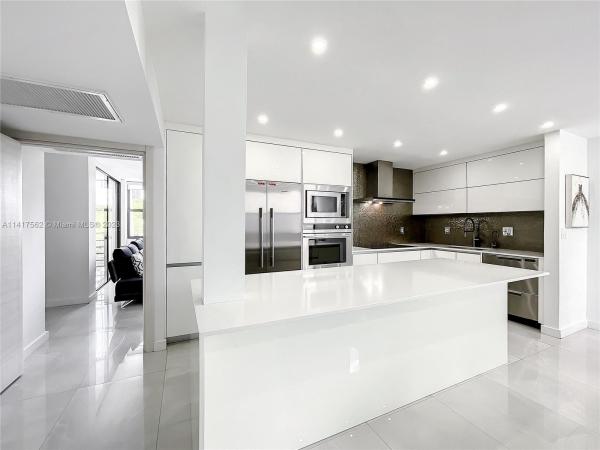 Villa Dorada, 20291 NE 30th Ave #PH24, Aventura, Florida 33180, image 1