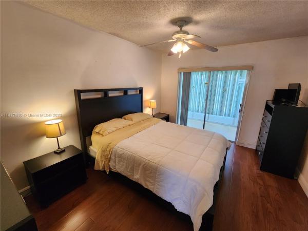 Oriole Gardens 1, 7300 NW 4th Pl #204, Margate, Florida 33063, image 1
