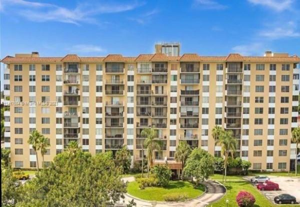 The Manors Of Inverrary, 4174 SW Inverrary Dr #514, Lauderhill, Florida 33319, image 1