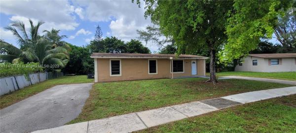 Lauderdale Villas, 1817 NW 14th Ave, Fort Lauderdale, Florida 33311, image 1