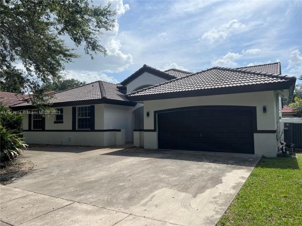 Graham West, 15954 NW 82nd Ct, Miami Lakes, Florida 33016, image 1