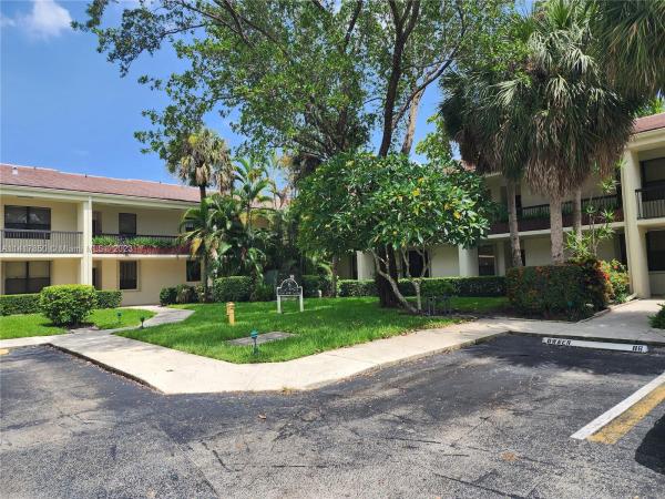 Lakes Of Newport, 7300 NW 1st St #208, Plantation, Florida 33317, image 1
