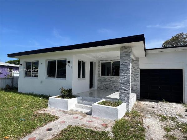 Seventh Avenue Park, 1050 NW 67th St, Miami, Florida 33150, image 1