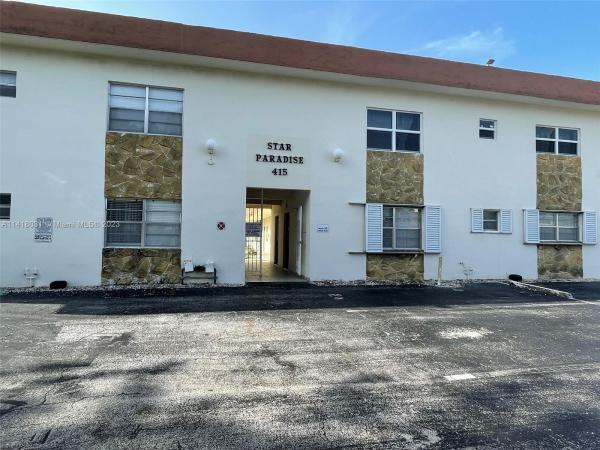 Star Paradise, 415 NE 2nd St #215, Hallandale Beach, Florida 33009, image 1