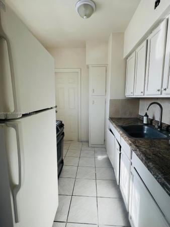 Marseilles, 1207 Marseille Dr #32, Miami Beach, Florida 33141, image 1