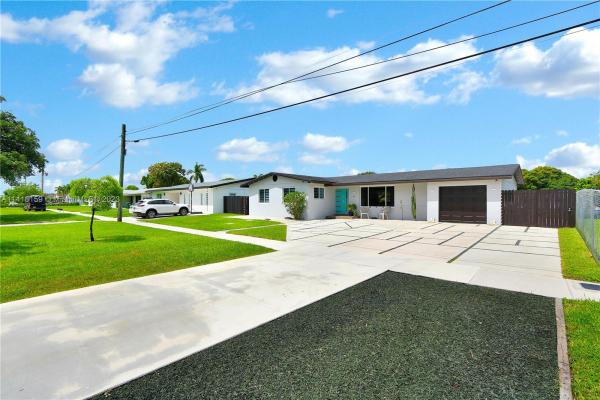 Manning Gardens, 14520 NW 12th Ave, Golden Glades, Florida 33168, image 1