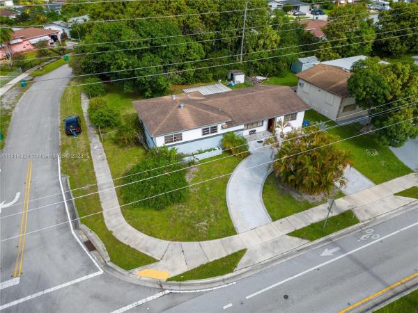 Norwood, 18800 NW 7th Ave, Miami Gardens, Florida 33169, image 2