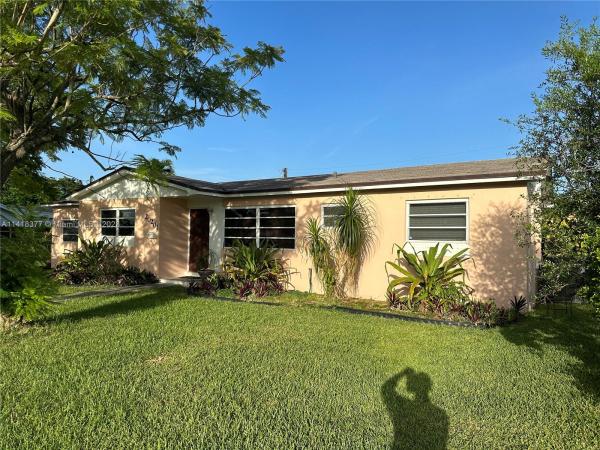 Benson Manor, 20201 SW 104th Ct, Cutler Bay, Florida 33189, image 1