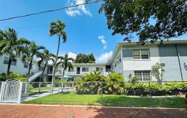 Los Jardines, 555 SW 16th Ave #13, Miami, Florida 33135, image 1